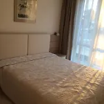 Apartment мони *