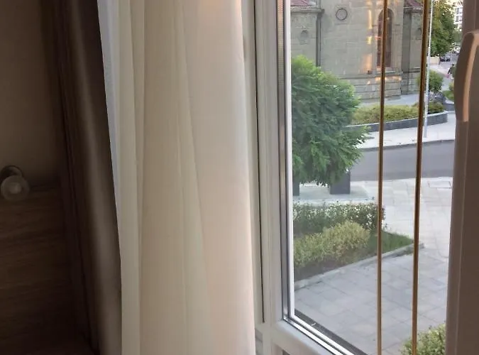 Апартамент мони